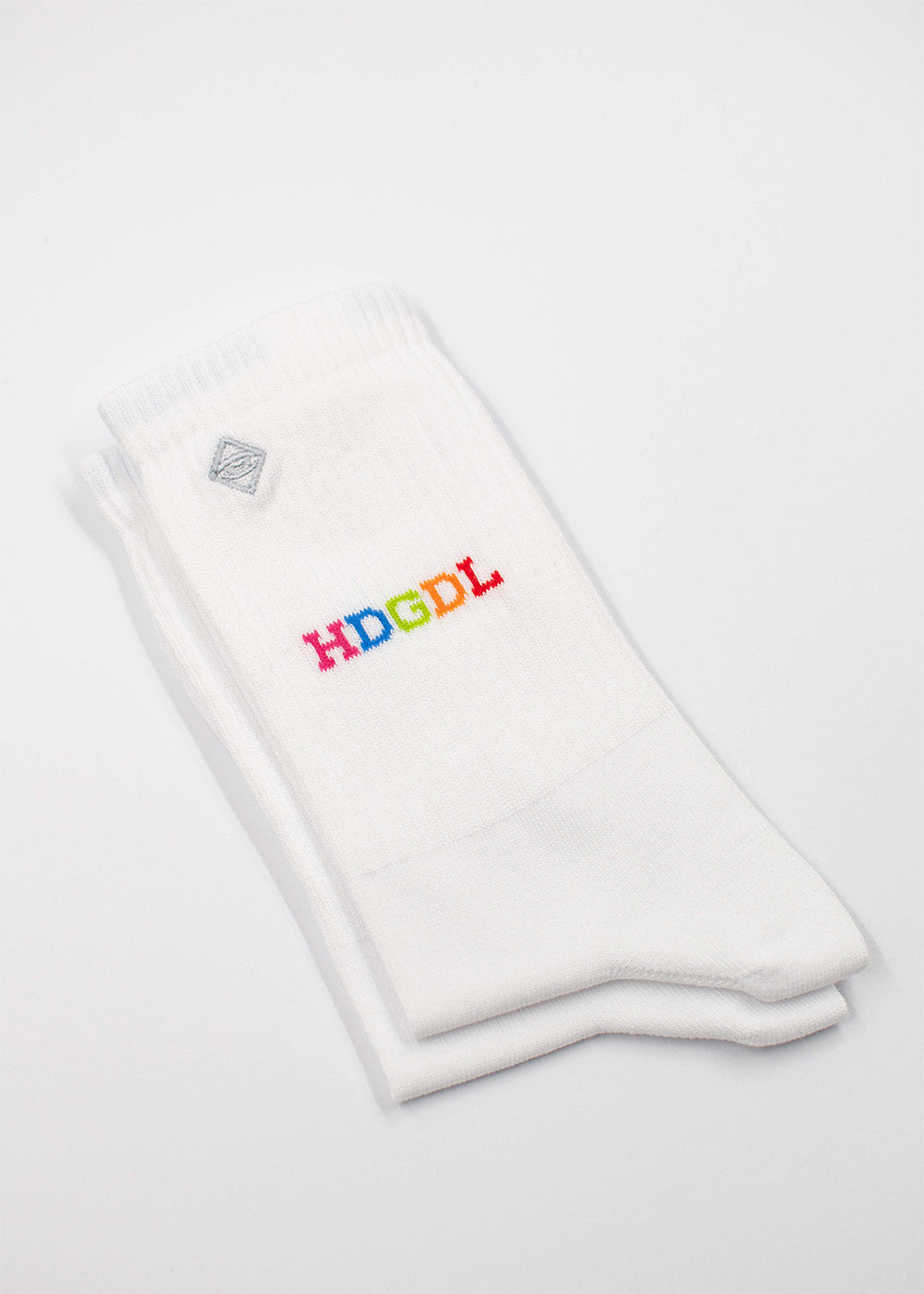 Weiße J.Clay HDGDL Tennissocken in Regenbogenfarben aus hochwertigen Materialien.