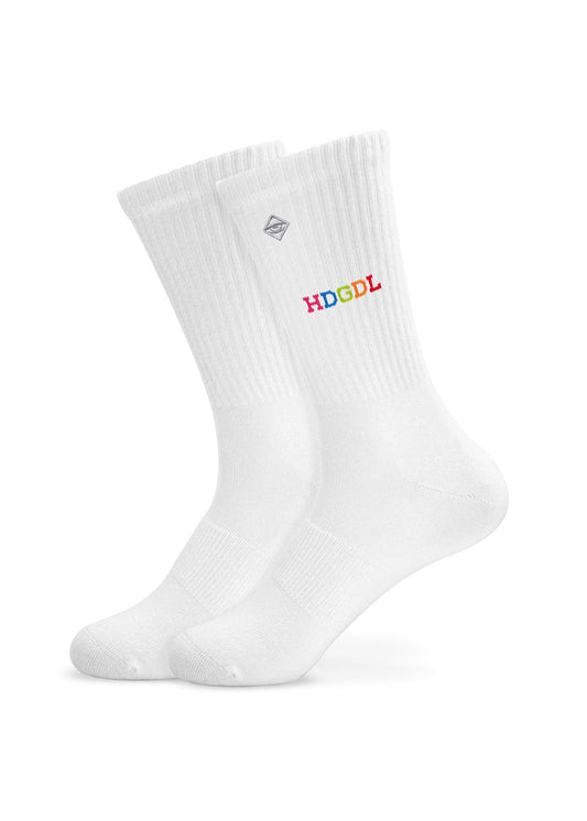 J.Clay HDGDL weiße Crew-Socken - bunte Buchstaben, Retro-Stil, hochwertige Materialien.