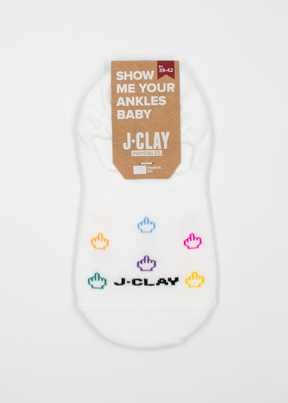 Weiße Söckchen mit bunten Handsymbolen, J.Clay-Logo und Nice Day - Füßlinge-Label auf der Oberseite.