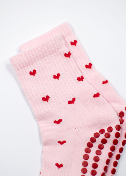 J.Clay Red Hearts Grip-Socken mit Eco Grip-Punkten, perfekt für Reformer Pilates.