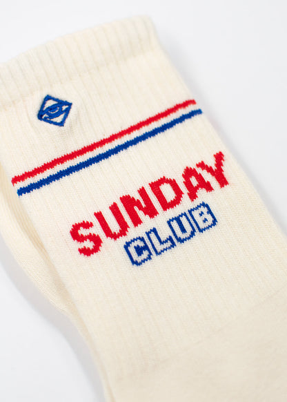 J.Clay Sunday Club Socken: weiß, rot und blau gestreift - ideal für Ihren entspannten Sonntagslook.