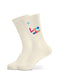 Love Wins – Tennissocken von J.Clay: Weiße Socken mit buntem Schriftzug „Love wins“.