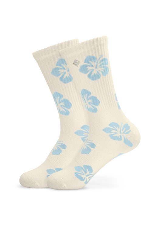 J.Clay Hibiscus Flower Socken: cremefarben mit hellblauem Hibiskusmuster, aufrecht stehend auf weiß.